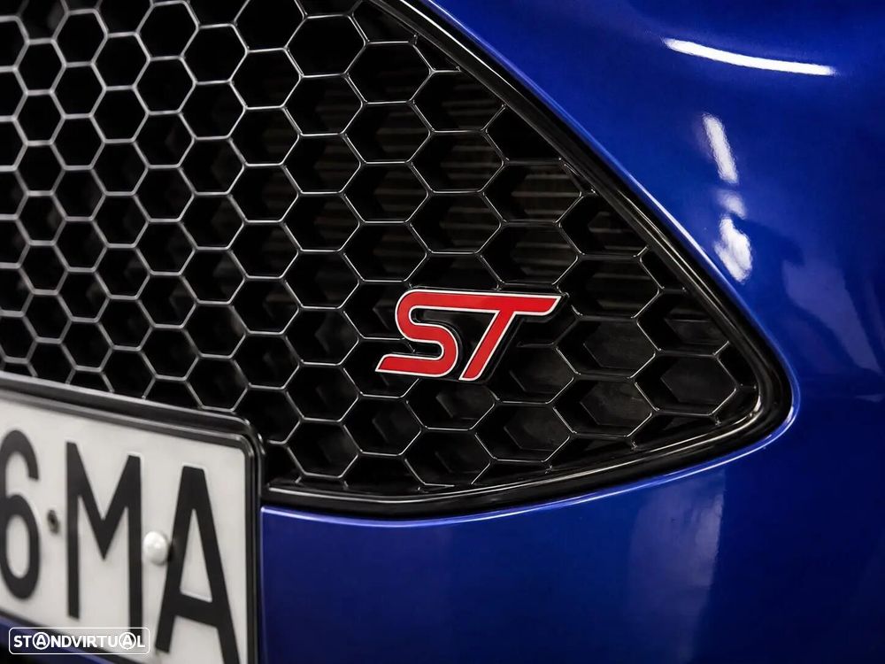 Ford Fiesta 1.6 EcoBoost c/ Pack Pele Desportiva ST - 19