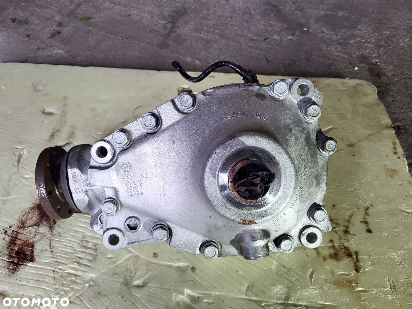 BMW X3 X4 G01 G02 REDUKTOR SKRZYNI X-DRIVE PRZÓD 8679979 - 2