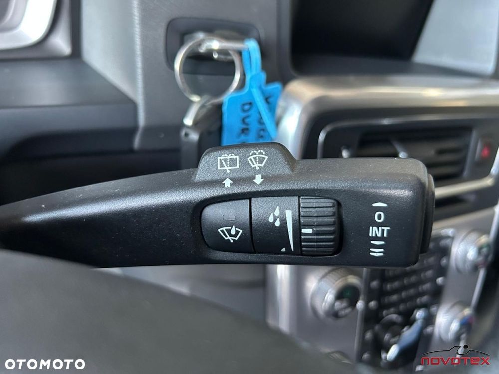 Volvo V60 Cross Country D3 Drive-E Momentum - 15