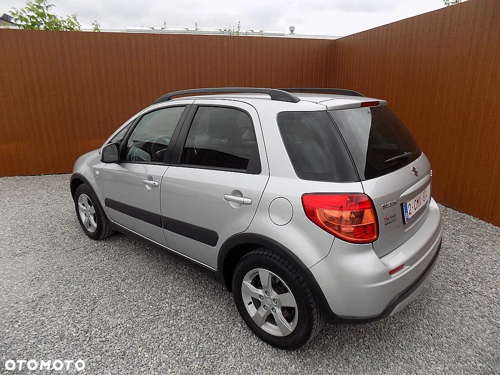 Suzuki SX4 1.6 VVT 4x2 Comfort - 3