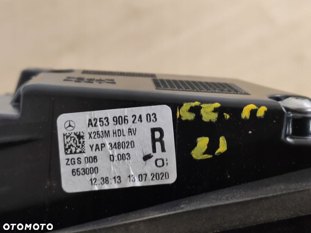 mercedes glc w253 prawa na klapę lampa led tył a2539062403 - 3