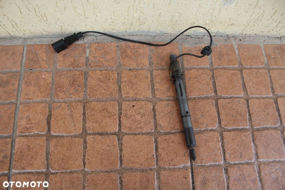 WTRYSKIWACZ STERUJĄCY AUDI A4 B6 2.5 TDI 059130202F - 1