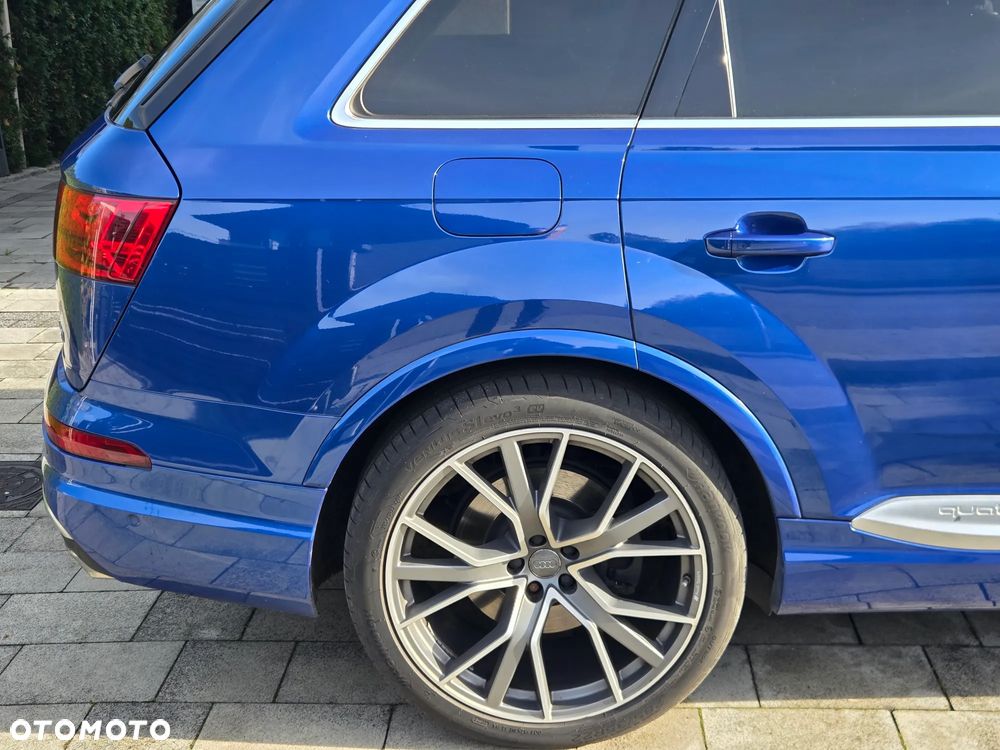 Audi SQ7 - 8