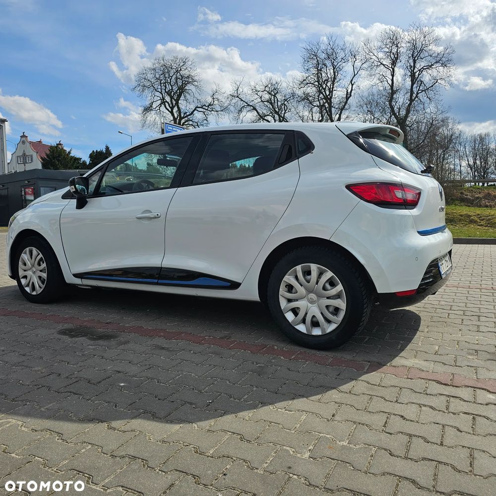 Renault Clio 1.5 dCi Zen - 9