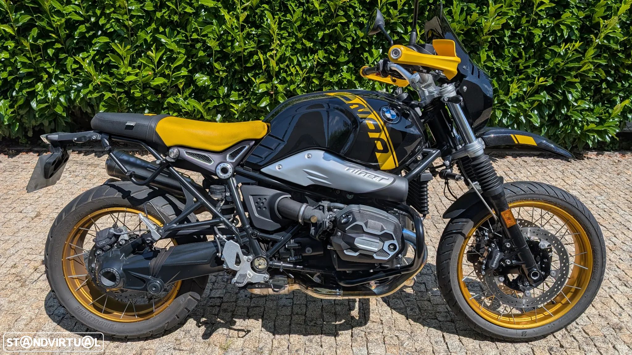 BMW R nineT Urban GS 40 anos - Option 719 - 1