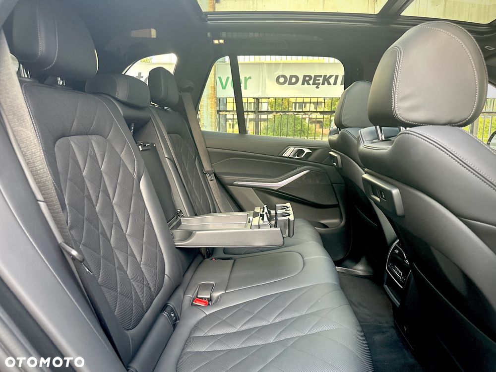 BMW X5 xDrive40i xLine - 23