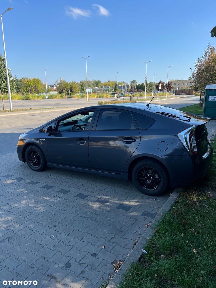Toyota Prius 1.8 Hybrid Premium - 6