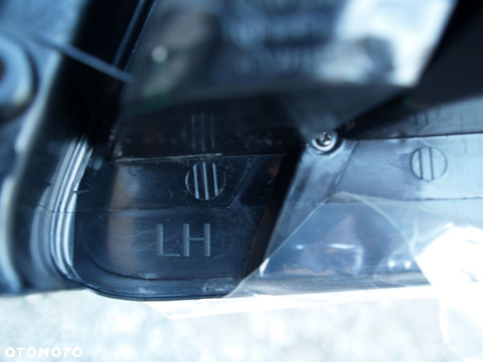 Kia Rio Lampa lewa tylna lewy tyl 2 II Hatchback 05-11r - 3