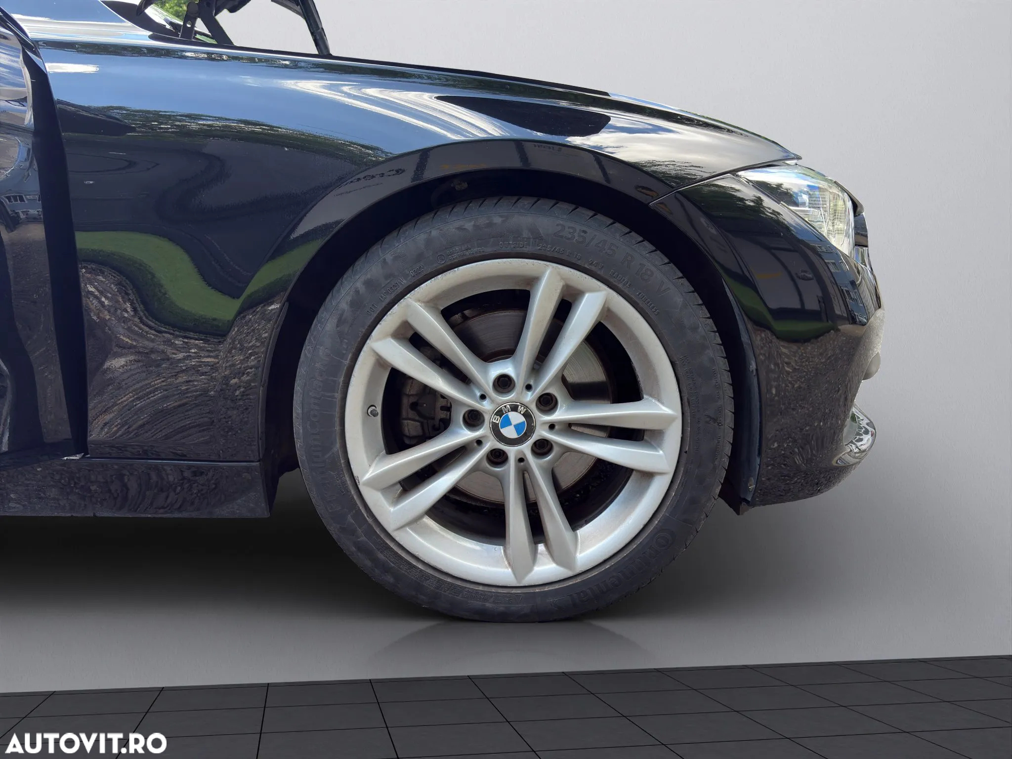 BMW Seria 3 325d Luxury Line - 15