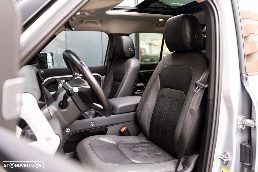 Land Rover Defender 2.0 D 110 AWD SE - 7