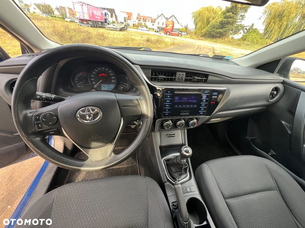 Toyota Corolla 1.33 Active - 27