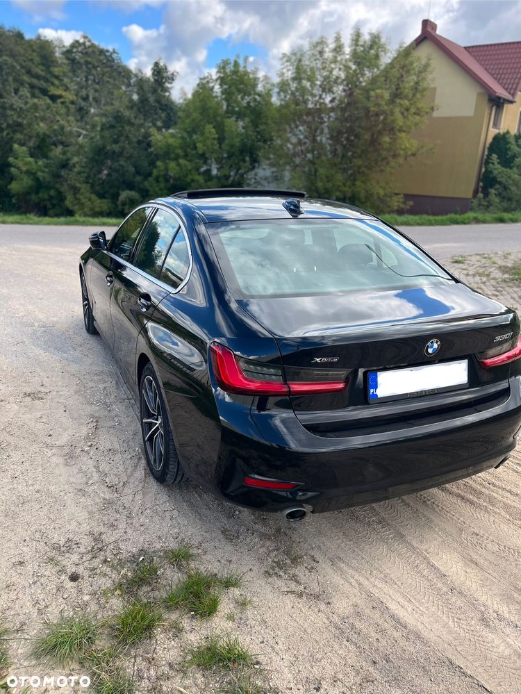 BMW Seria 3 330i xDrive Luxury Line - 13