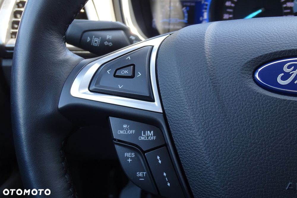 Ford Mondeo 2.0 Hybrid Titanium - 30