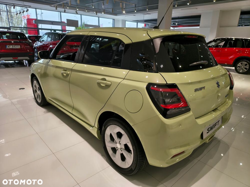 Suzuki Swift 1.2 Dualjet SHVS Premium Plus CVT - 10