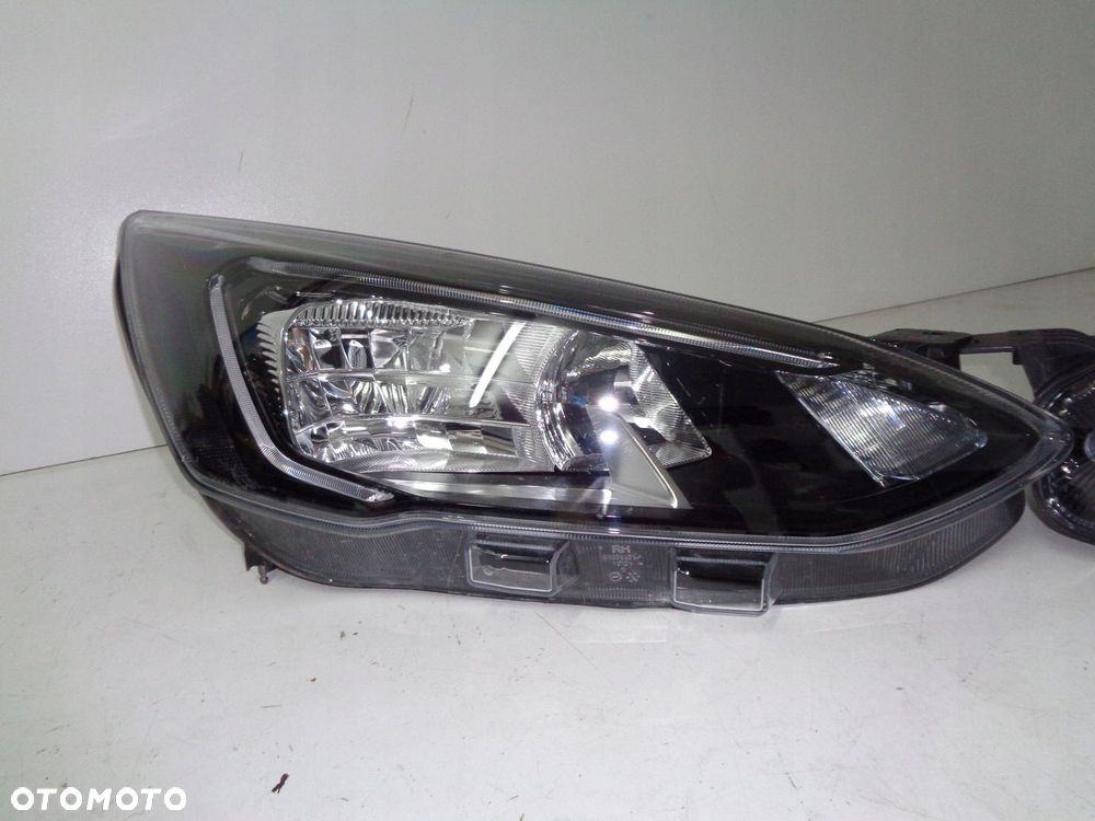 Ford Focus MK4 lampa led MX7B-13E015-CC - 2