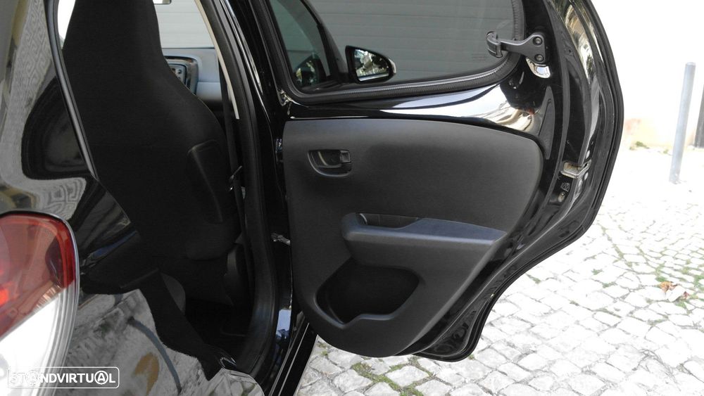 Peugeot 108 1.0 VTi Active - 10
