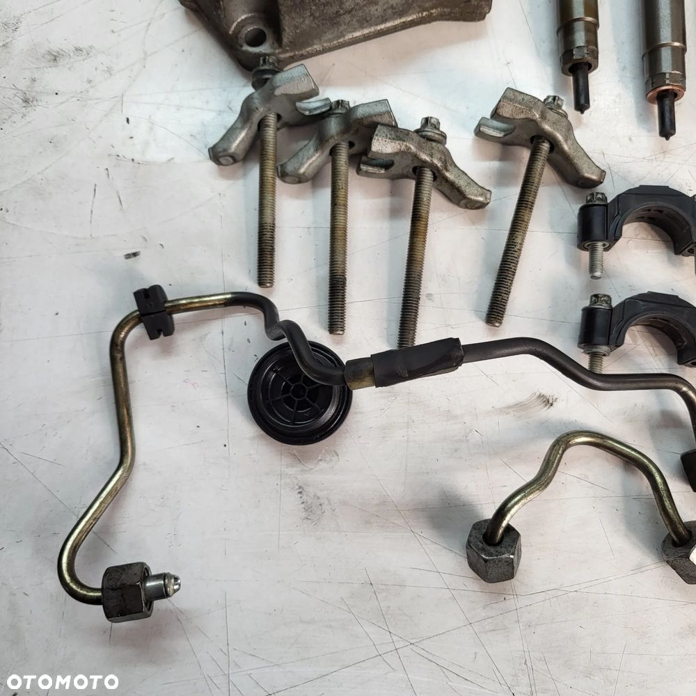 BMW 3 E90 N47 UKŁAD PALIWOWY POMPA LISTWA WTRYSKI PRZEWODY 7809128 0986437402 7805428 - 7