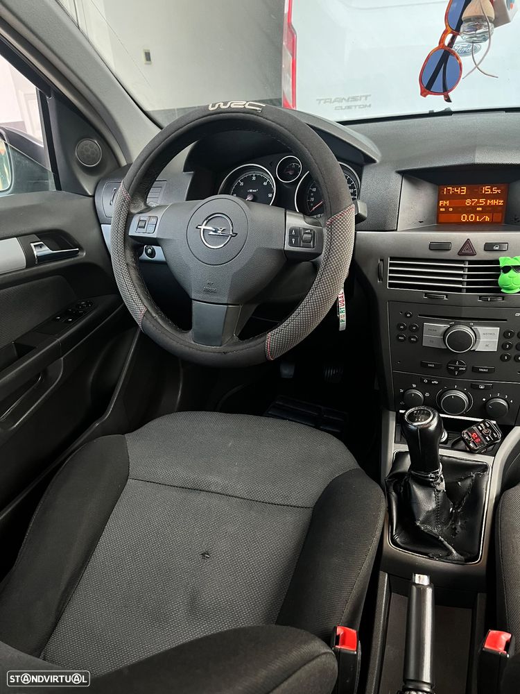 Opel Astra 1.3 CDTI - 10