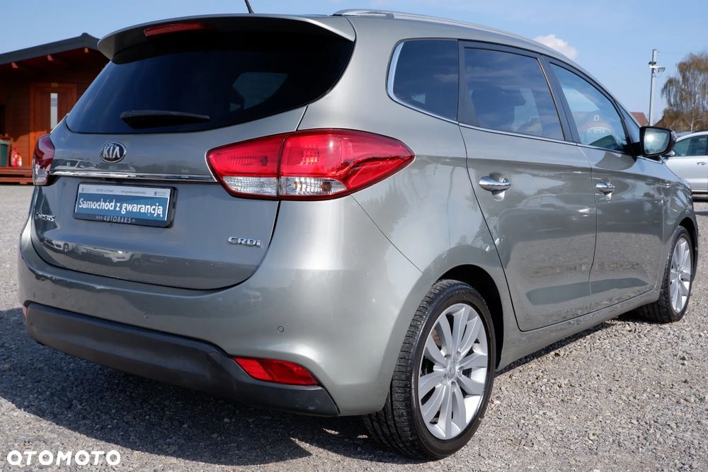 Kia Carens 1.7 CRDi XL - 32