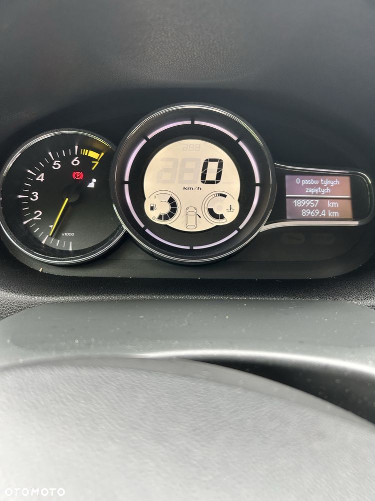 Renault Megane - 5