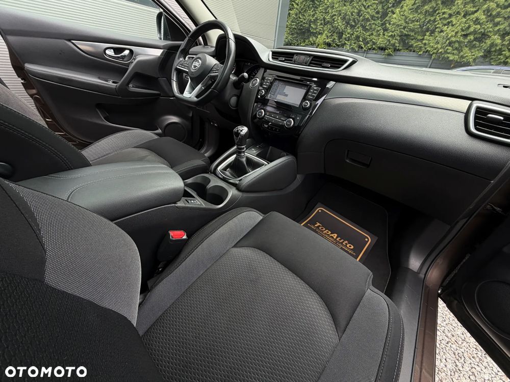 Nissan Qashqai 1.3 DIG-T N-Connecta - 15