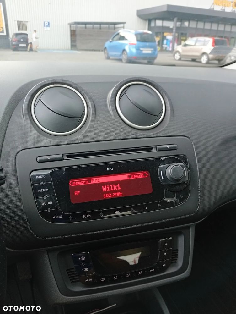 Seat Ibiza 1.2 12V Style - 16