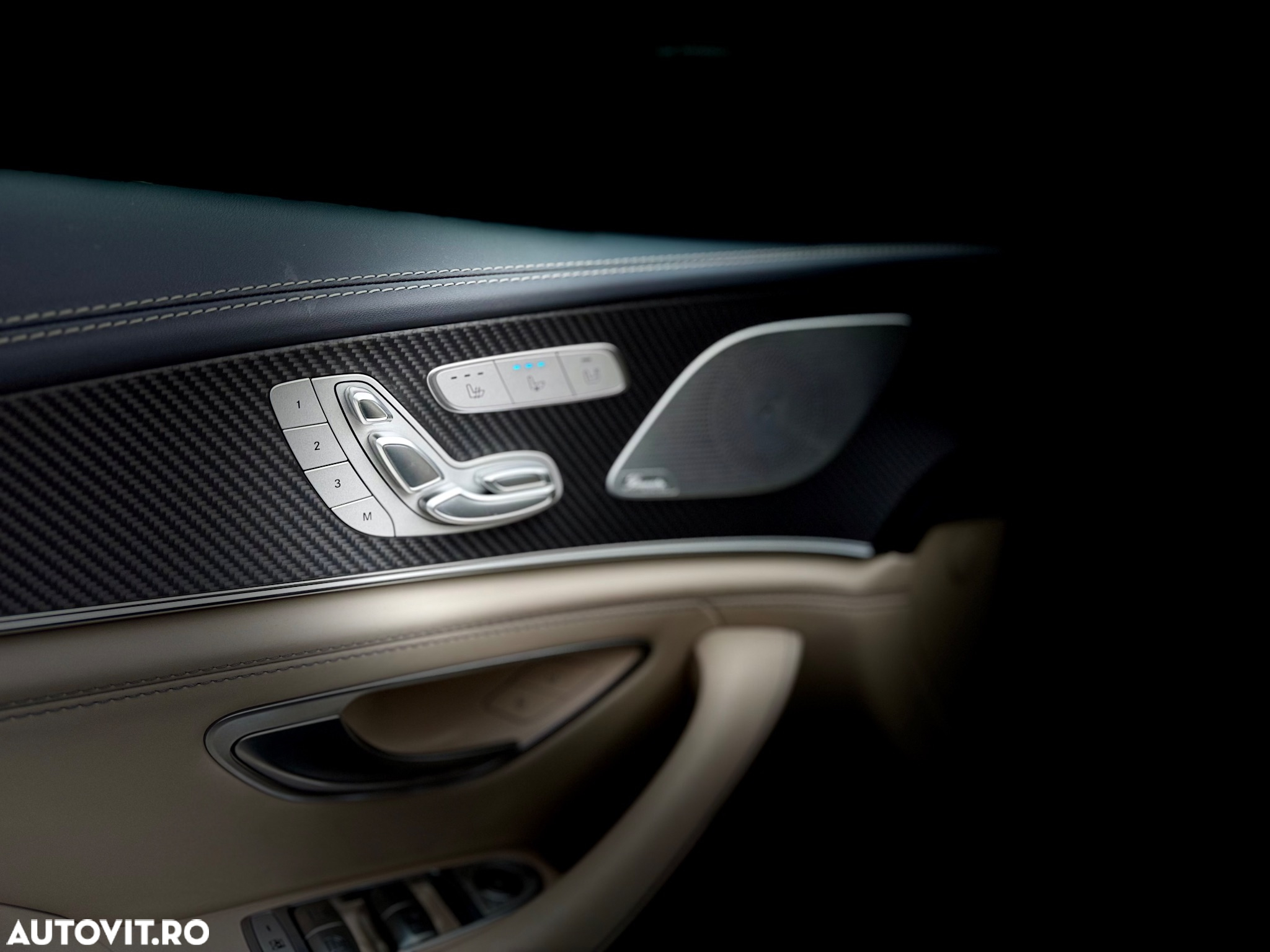 Mercedes-Benz AMG GT - 35