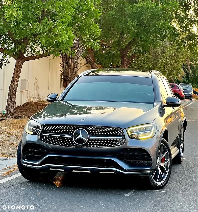 Mercedes-Benz GLC 300 4Matic 9G-TRONIC AMG Line - 5
