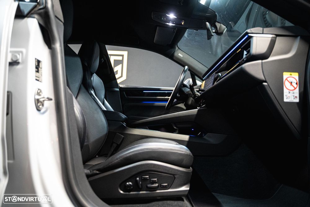 Porsche Macan Electric - 24