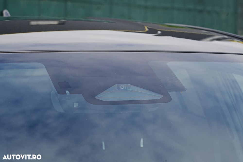 Toyota C-HR 1.8 HSD 122 CP 4x2 CVT Core - 12