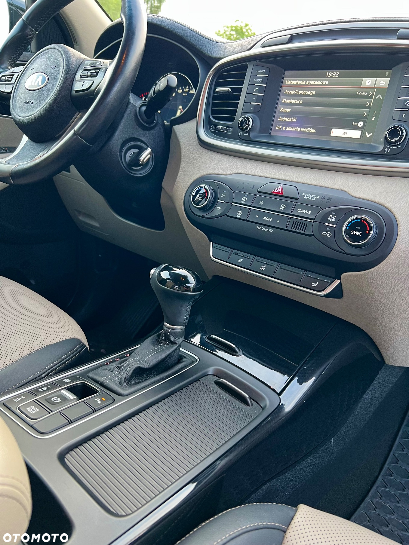 Kia Sorento 2.0 CRDI L - 7