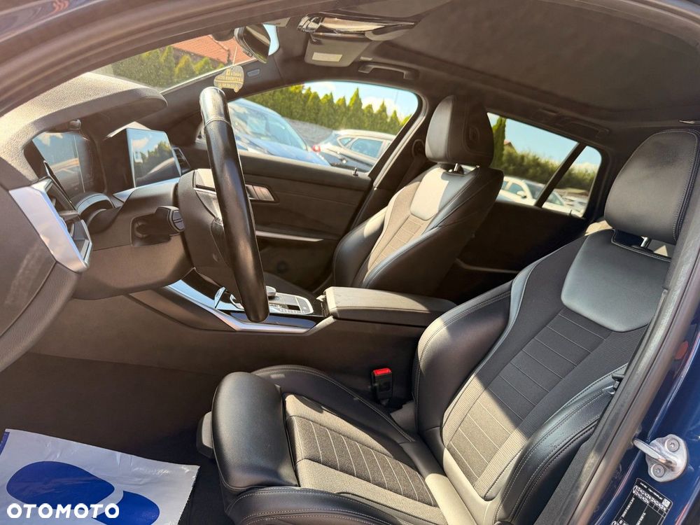 BMW Seria 3 - 32