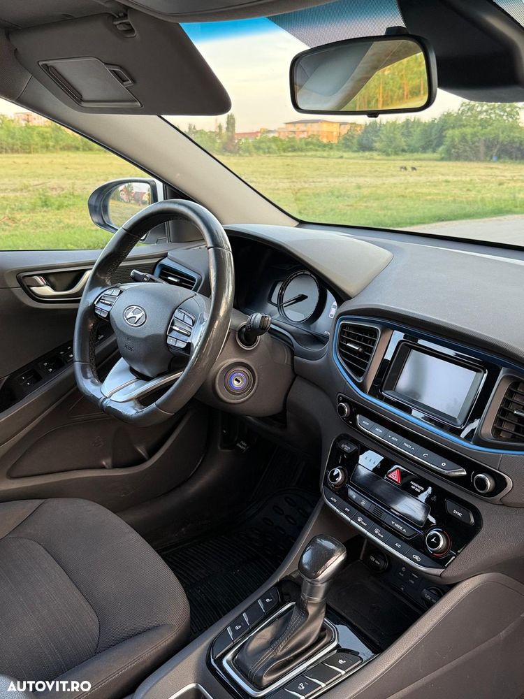 Hyundai IONIQ 1.6 GDI Style - 7
