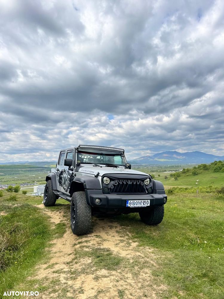 Jeep Wrangler - 5