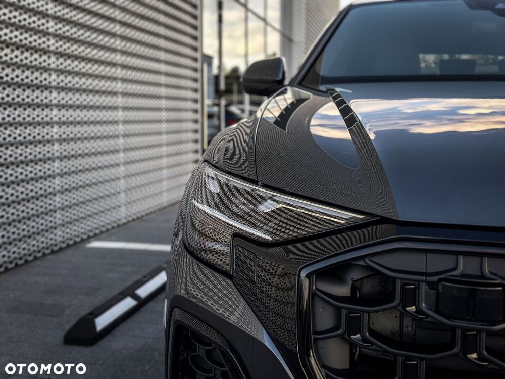 Audi Q8 - 11