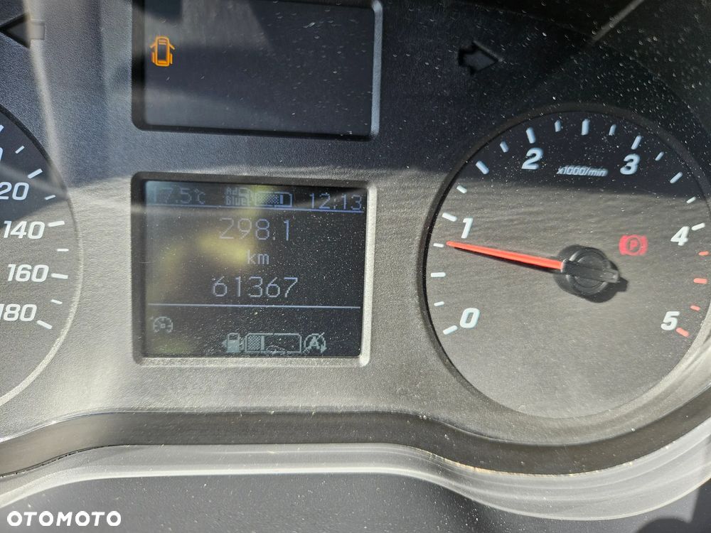 Mercedes-Benz Sprinter - 18