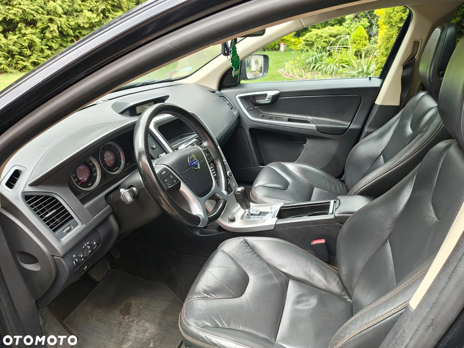 Volvo XC 60 D5 AWD Summum - 7