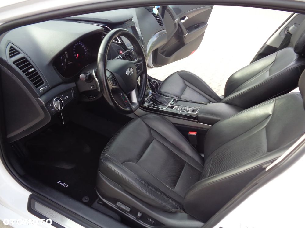 Hyundai i40 Kombi 1.7 CRDi DCT Premium - 22