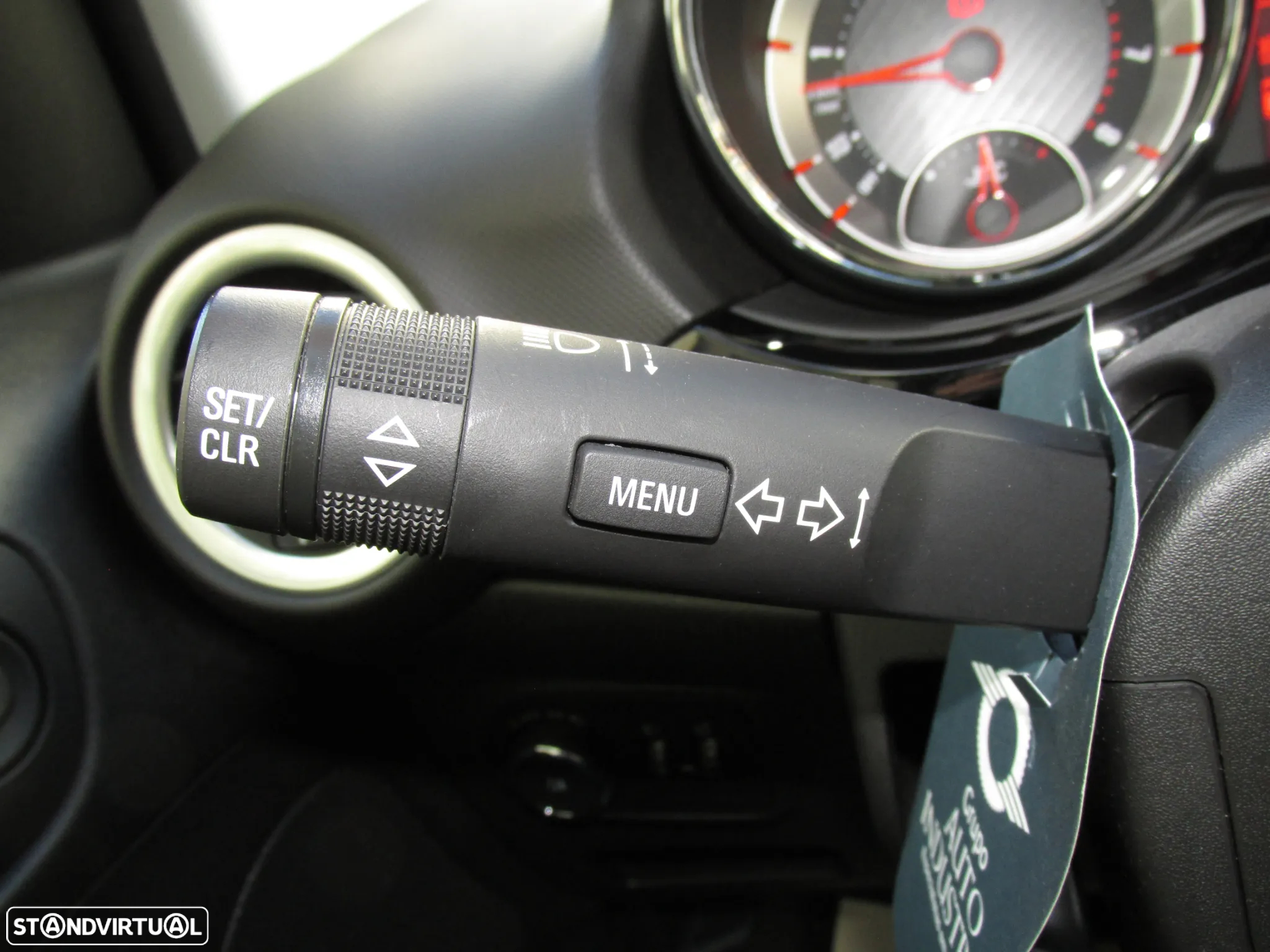 Opel Adam 1.0 T Rocks - 28