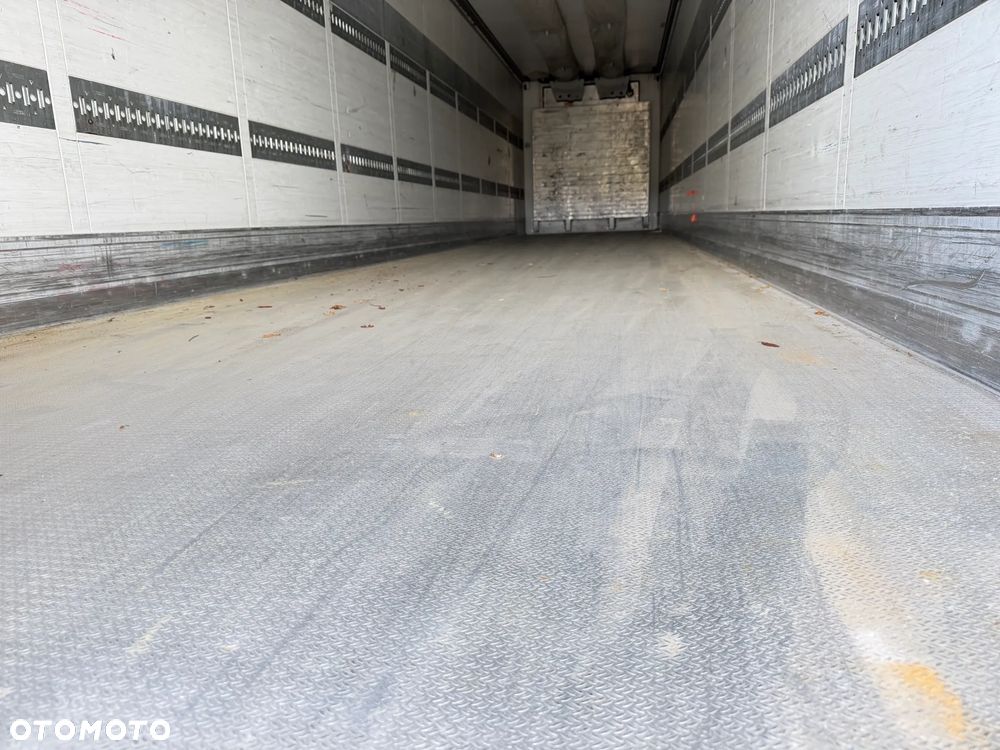 Schmitz Cargobull SCB*S3B / 11.2014 / MULTITEMP / CARRIER VECTOR 1950MT 2CPT - 24