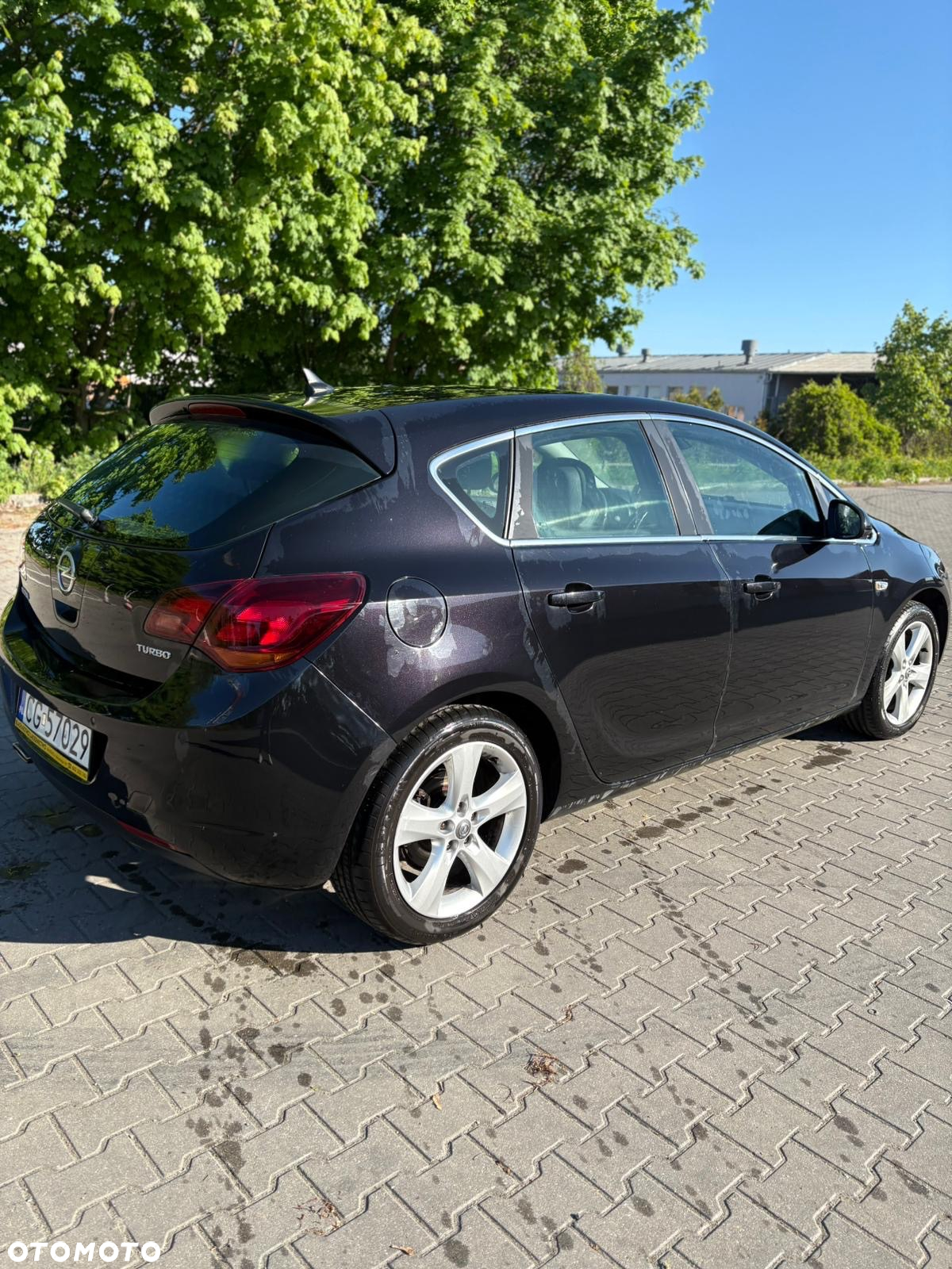 Opel Astra IV 1.4 T Cosmo - 3