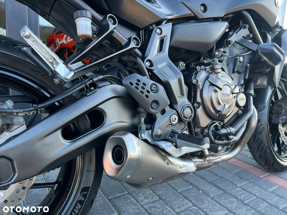 Yamaha MT - 16