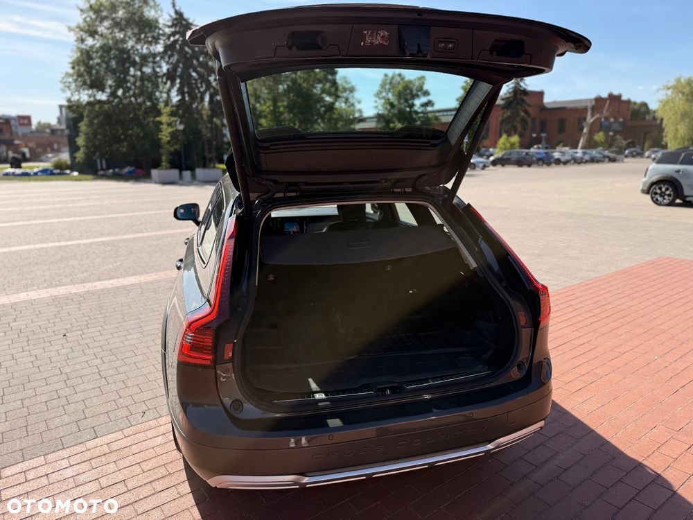 Volvo V90 Cross Country D5 SCR AWD - 8
