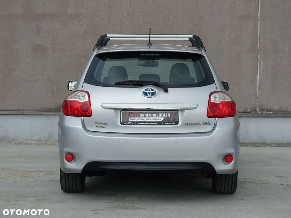 Toyota Auris - 10