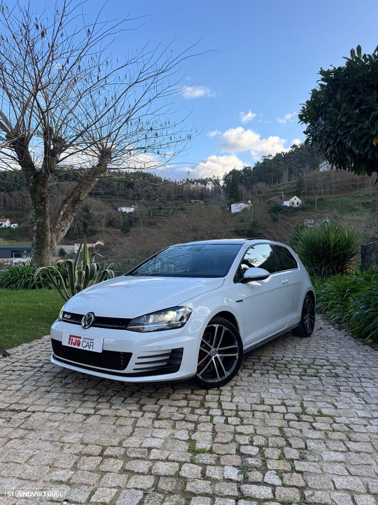 VW Golf 2.0 TDi GTD - 4