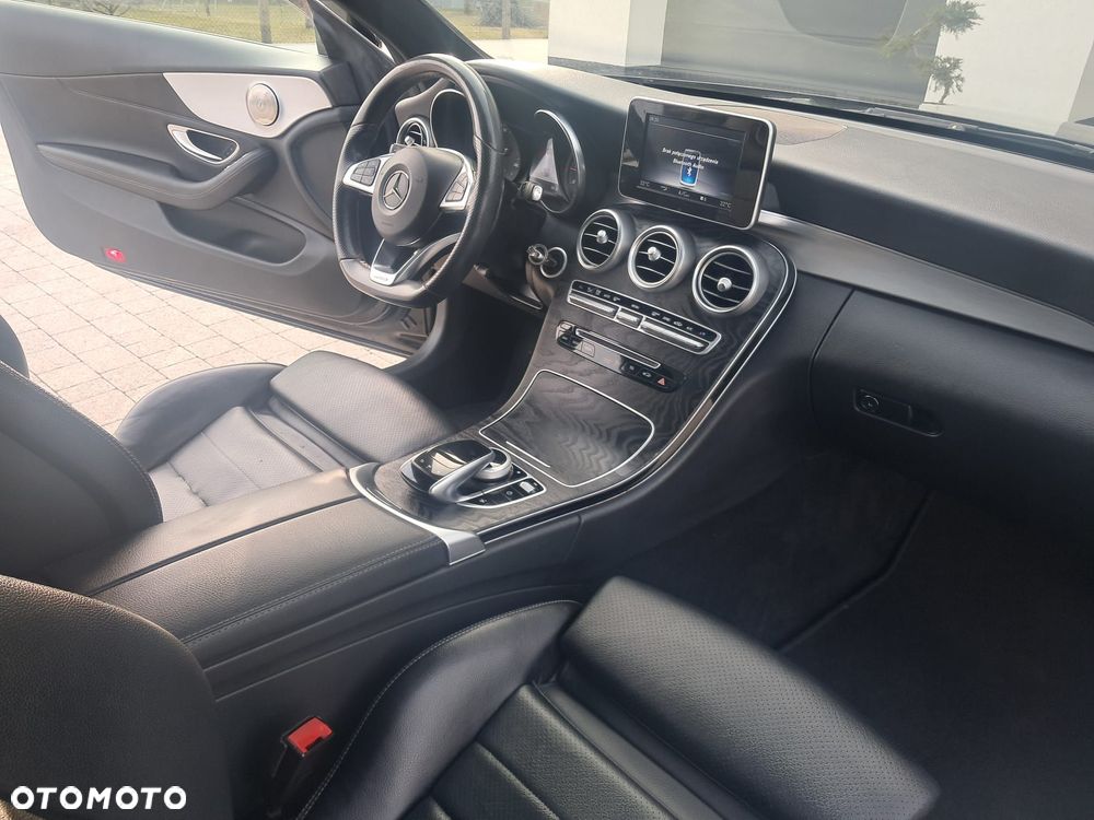Mercedes-Benz Klasa C 220 d 4Matic 9G-TRONIC AMG Line - 9