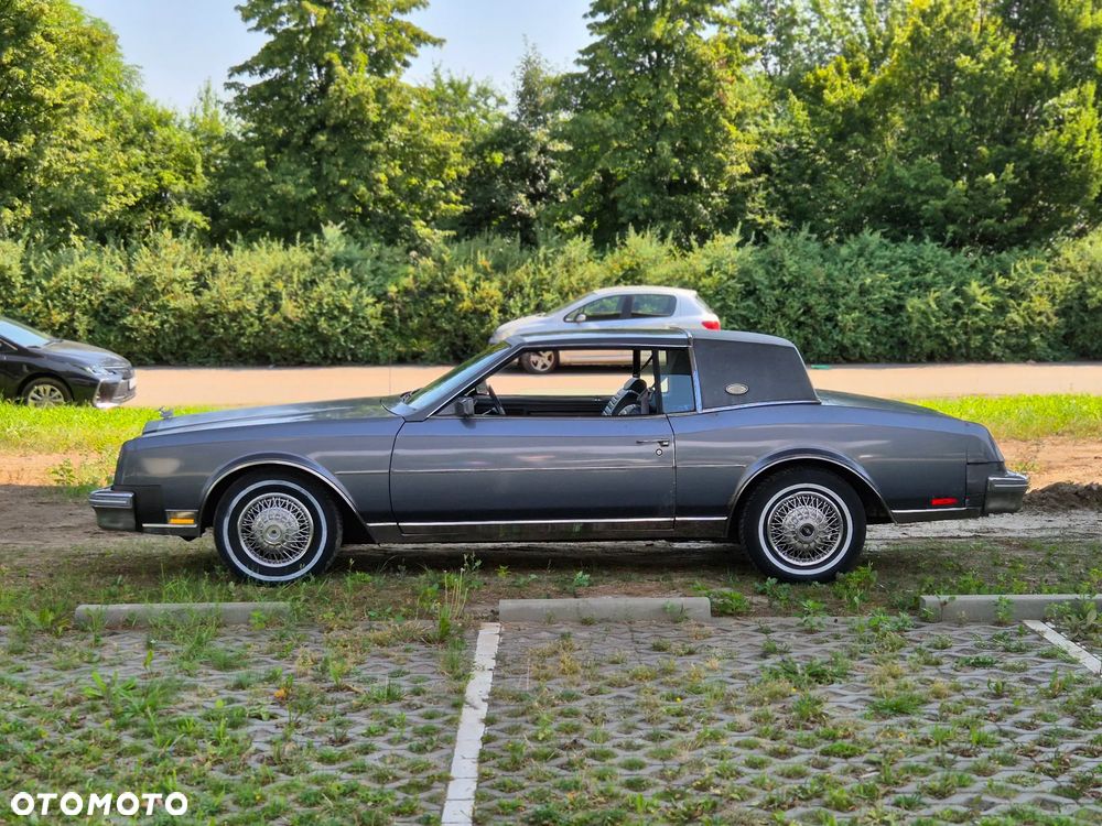 Buick Riviera - 11