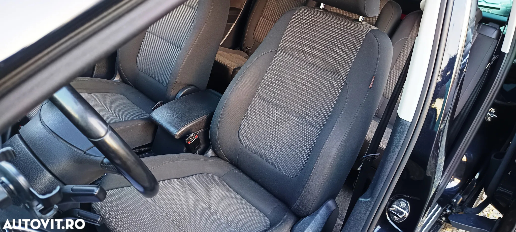 Volkswagen Sharan 2.0 TDI BlueMotion Technology Comfortline - 19