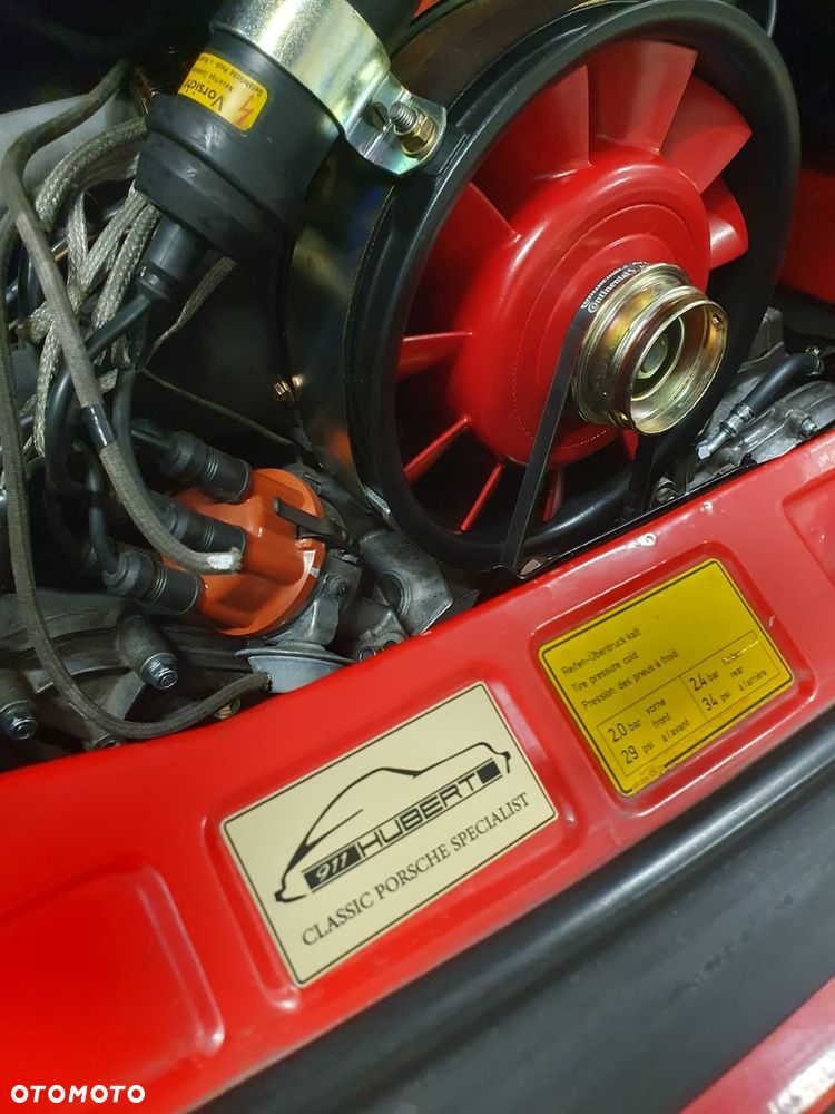 Porsche 911 - 17