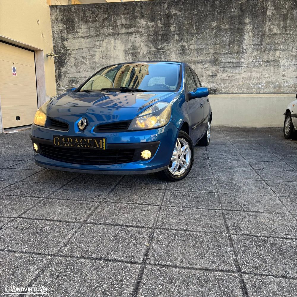 Renault Clio 1.2 16V Dynamique S - 2